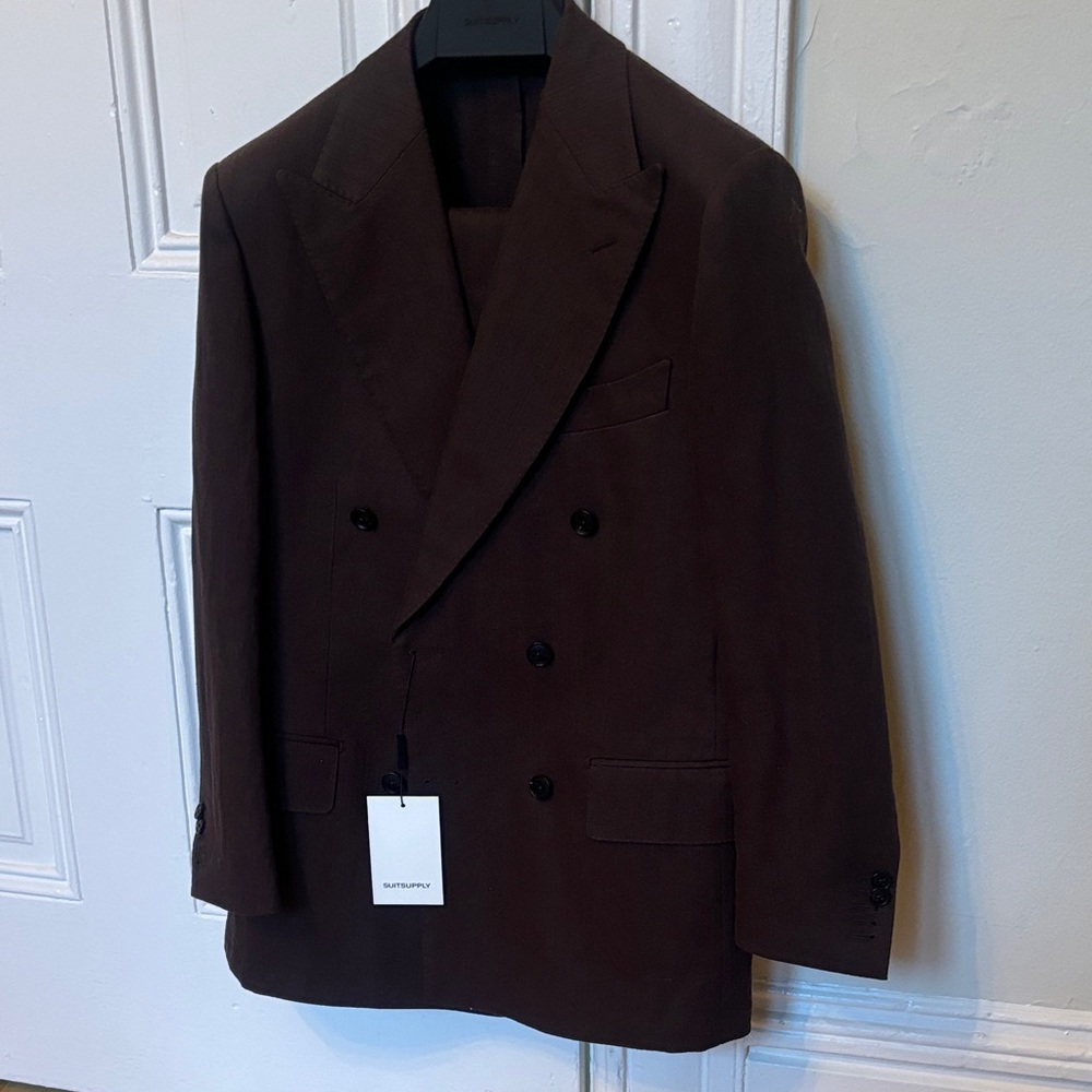 Double breasted Milano suit cotton linen